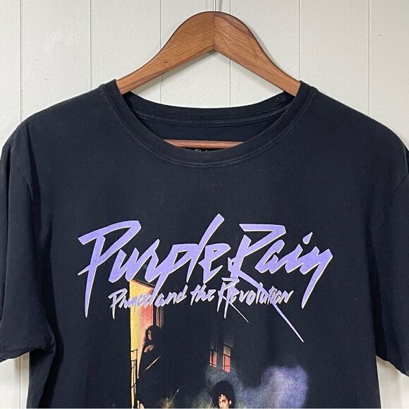 Purple Rain Graphic Tee Shirt Medium - Picture 3 of 5